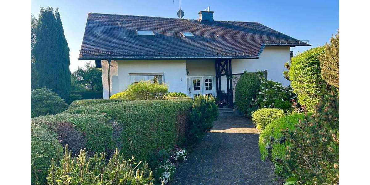 Einfamilienhaus Bad Ems - 8 Zimmer, 255 m&sup2;, 590.000&euro; | Angebot:26695916