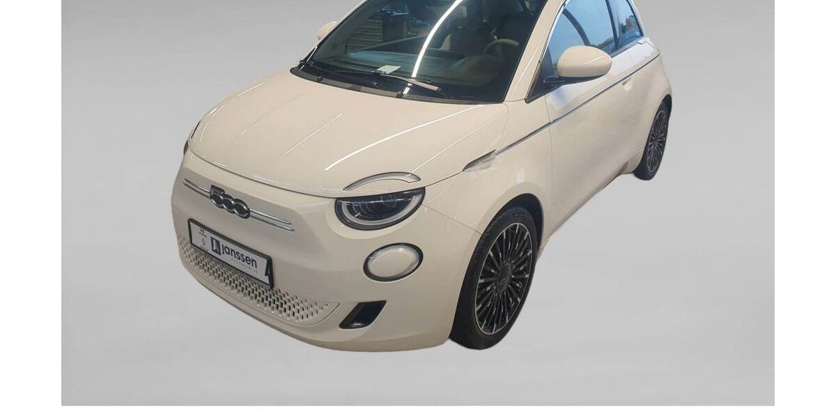 Fiat 500e 8.746 km 24.990 &euro; Aurich 26605