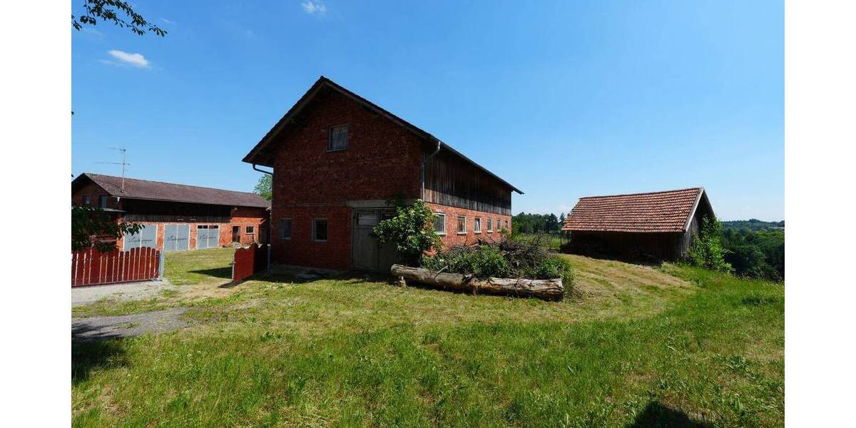 Bauernhaus, Landhaus Simbach a.Inn Hof - 9 Zimmer, 233 m&sup2;, 595.000&euro; | Angebot:26817141