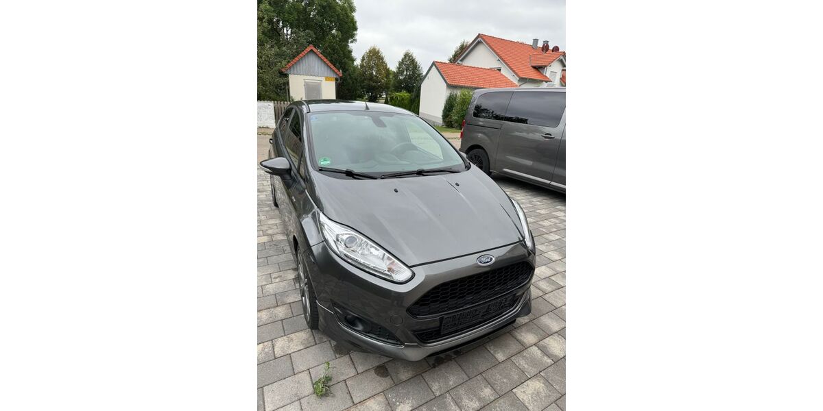 Ford Fiesta 82.000 km 11.000 &euro; Münsingen 72525