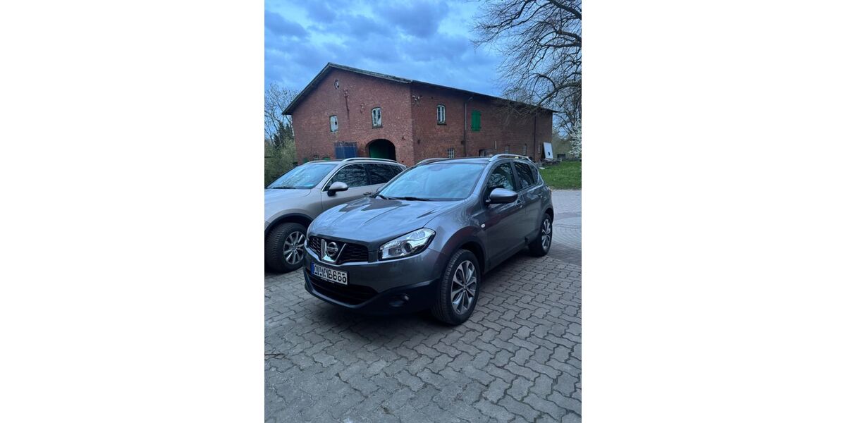 Nissan Qashqai 122.685 km 6.200 &euro; Ahrensbök 23623