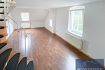 gepflegte 3-Raum-Wohnung in Oelsnitz im Erzgebirge zu vermieten, ruhige Lage, kostenlose Stellplätze