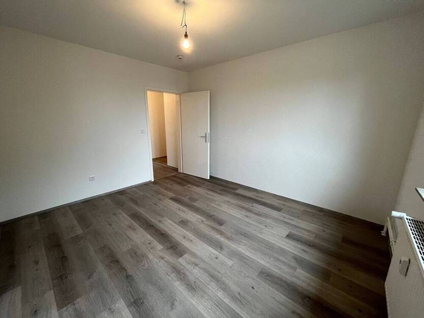 3 Zimmer mit Balkon zentral in Oberhausen..