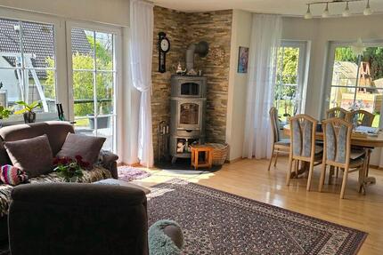 Wohnung Wiehl - 3 Zimmer, 93 m&sup2;, 950&euro; | Angebot:26305489