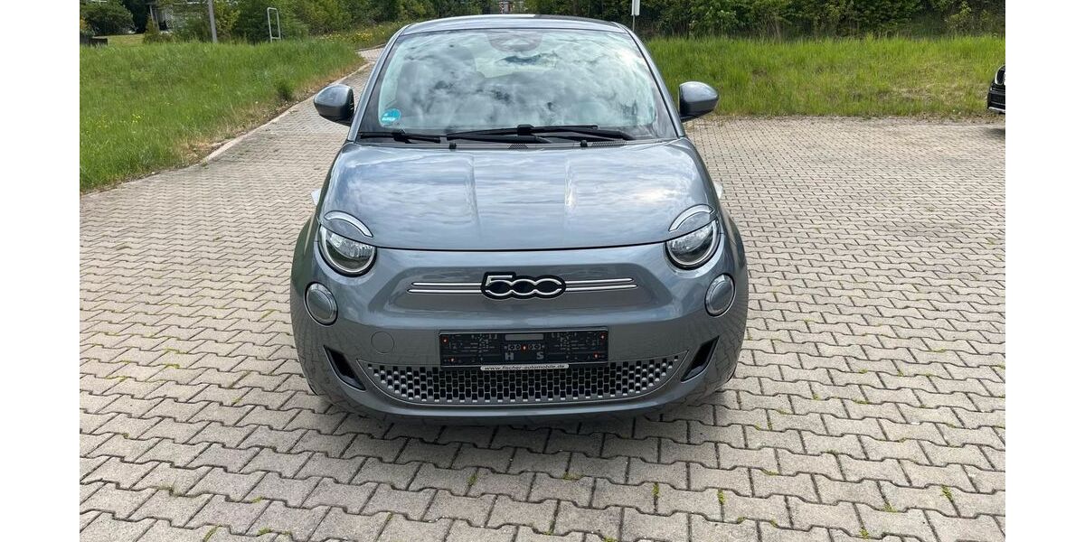 Fiat 500e 25.400 km 16.590 &euro; Deining 92364
