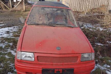 Opel Corsa 52.500 km 1.350 &euro; Bockhorn 26345