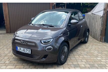 Fiat 500e 15.000 km 17.850 &euro; Paderborn 33106