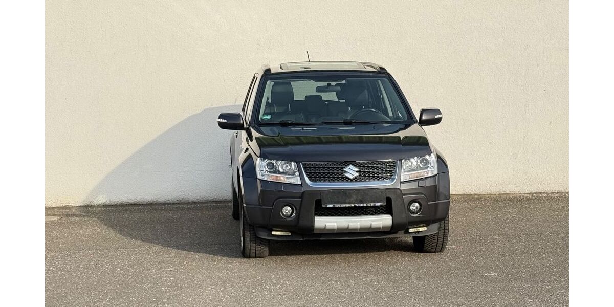 Suzuki Grand Vitara 160.000 km 7.499 &euro; Kandel 76870