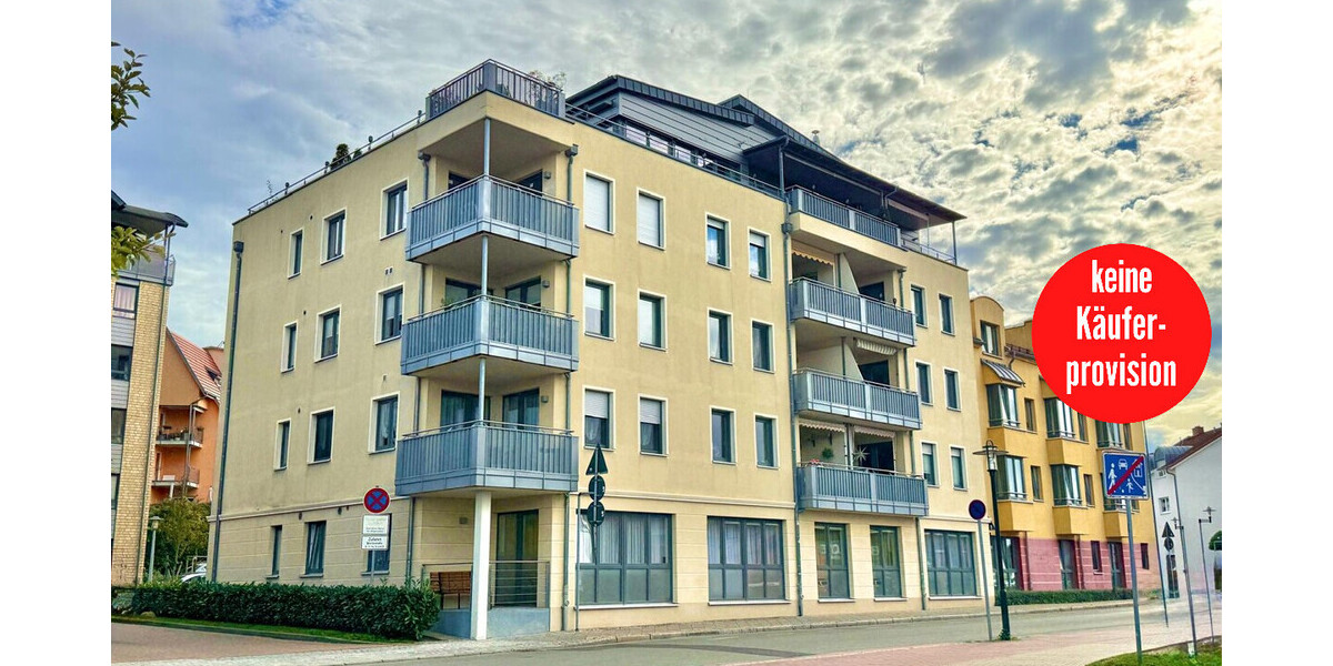 HORN IMMOBILIEN++ Waren (Müritz) am Stadthafen , schöne 3-Raum ETW mit Fahrstuhl, Stellplatz, EBK und Blick auf den Hafen 3 zimmer