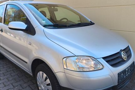 VW Fox 88.000 km 2.490 € Hattingen 45527
