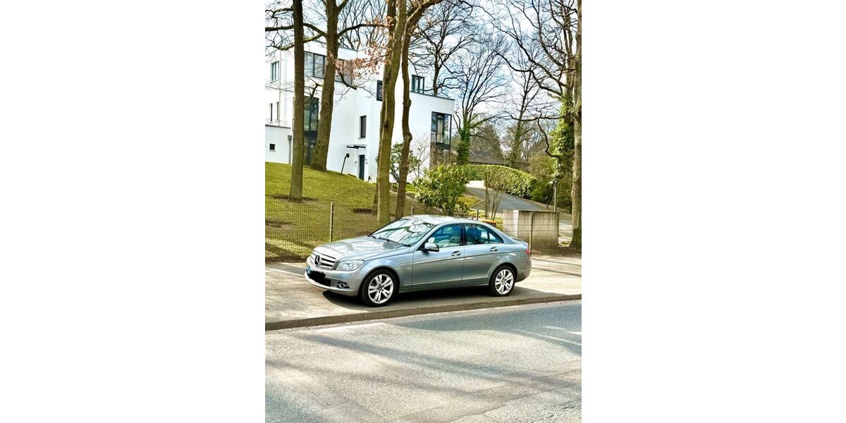 Mercedes-Benz C 250 195.363 km 4.300 &euro; Hamburg 21149