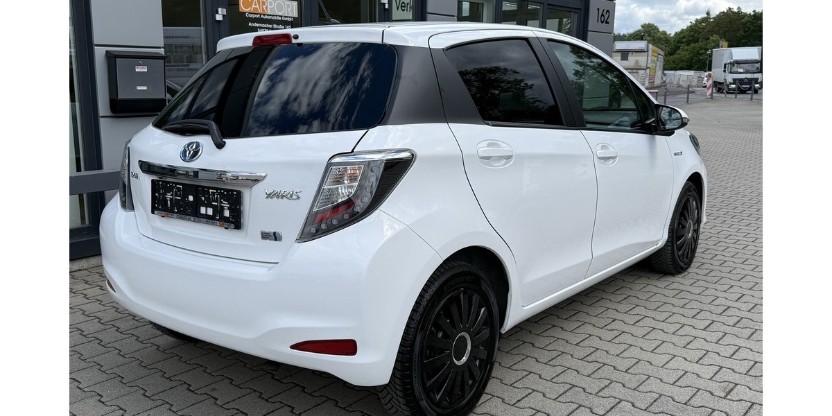 Toyota Yaris Comfort Hybrid 71.500 km 12.790 &euro; Koblenz 56070