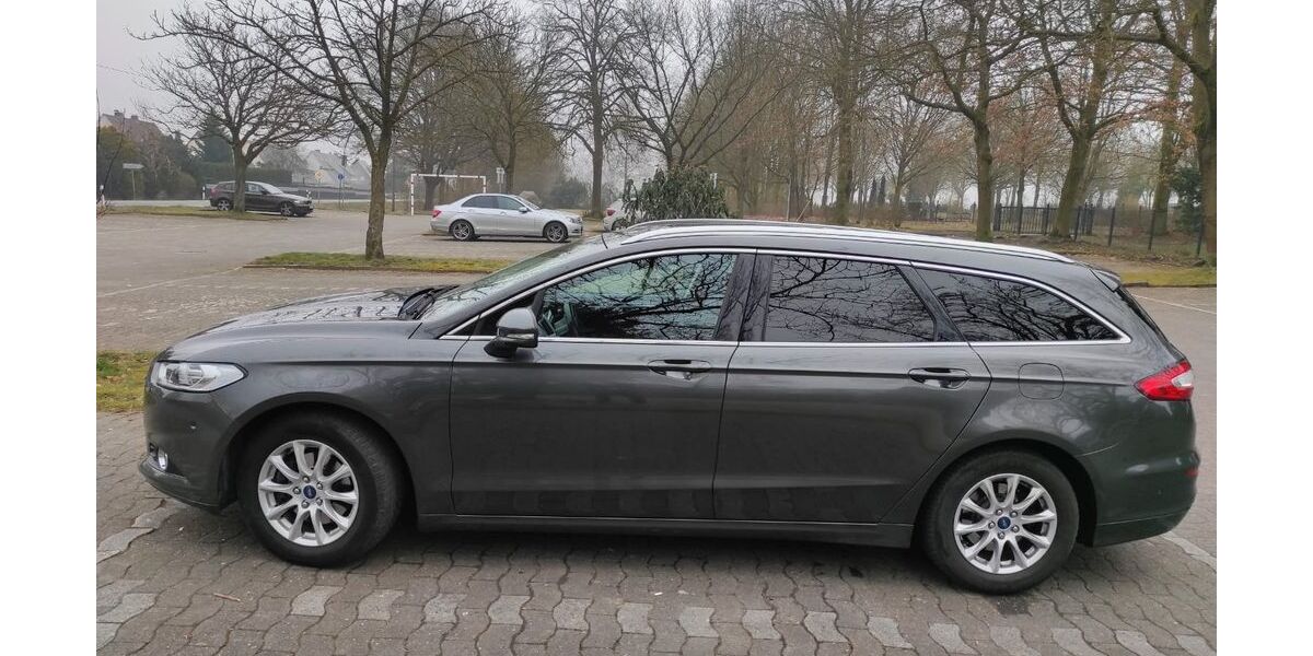 Ford Mondeo 174.600 km 8.800 &euro; Bielefeld 33609