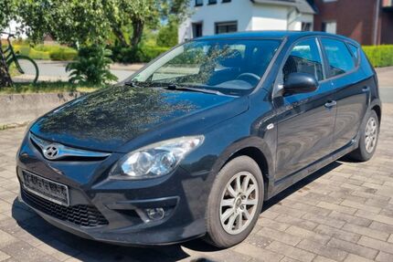 Hyundai i30 145.500 km 2.500 &euro; Lichtenau 33165