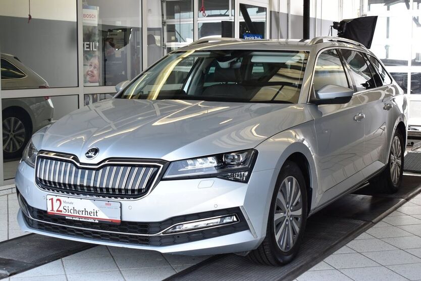 Skoda Superb 101.531 km 22.899 € Bad Friedrichshall 74177
