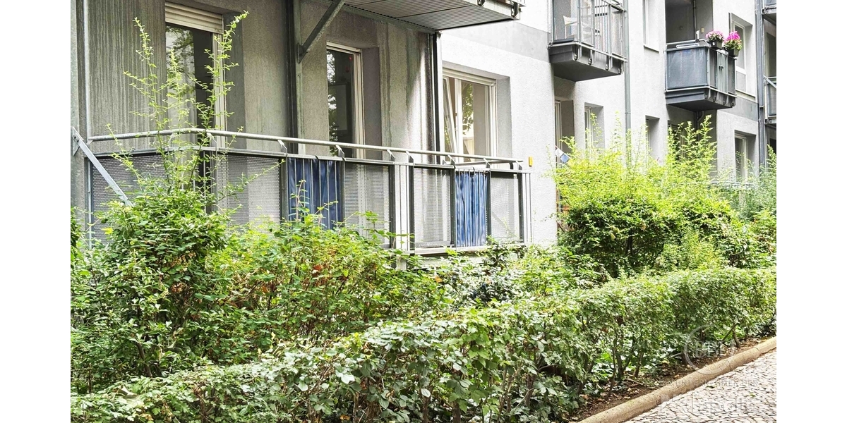 PRAKTISCHE HOCHPARTERRE-WOHNUNG MIT GROSSEM BALKON IM BEGEHRTEN BAYERISCHEN VIERTEL! 2 zimmer