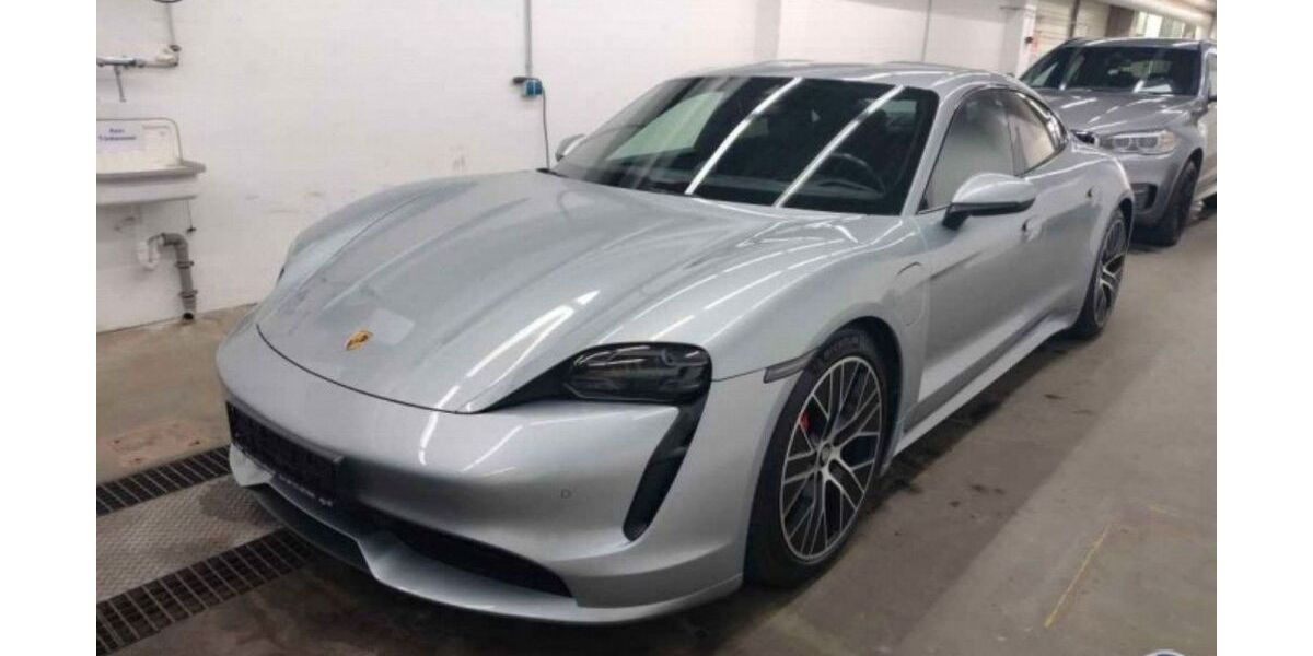 Porsche Taycan 93.800 km 54.990 &euro; Schwabach 91126
