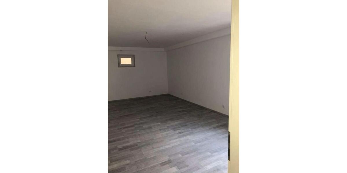 Erdgeschoßwohnung Bamberg Am Bruderwald - 3 Zimmer, 104 m&sup2;, 1.550&euro; | Angebot:25405480