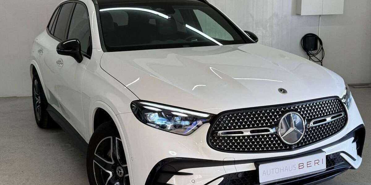 Mercedes-Benz GLC 300 82.000 km 53.999 &euro; Wangen 88239