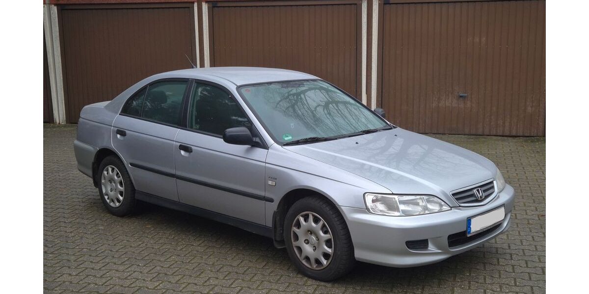 Honda Accord 135.000 km 3.000 &euro; Markkleeberg 04416