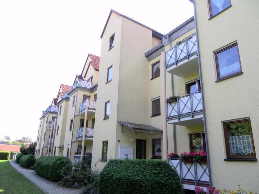 wundervoll ruhige 1-RW im EG mit Terrasse und Stellplatz zu vermieten zimmer