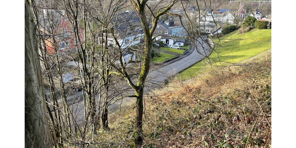 Grundstück Gummersbach Dieringhausen - 120.000&euro; | Angebot:25691799