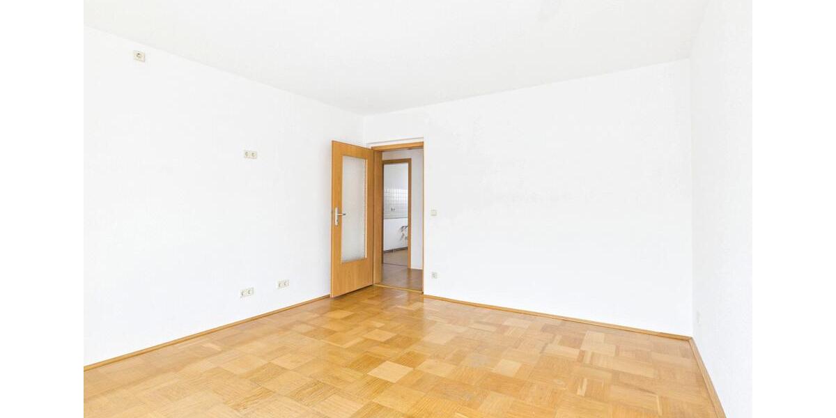 Etagenwohnung Dessau-Roßlau Roßlau - 4 Zimmer, 71 m&sup2;, 505&euro; | Angebot:24976922