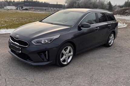 Kia ceed Sportswagon 77.000 km 16.900 &euro; Haar 85540