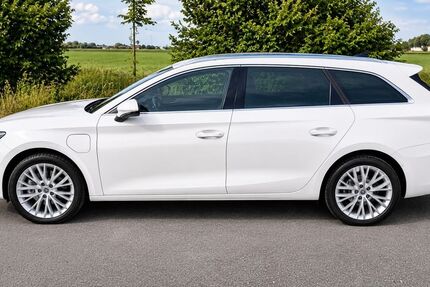 Seat Leon 33.500 km 18.000 &euro; Geilenkirchen 52511
