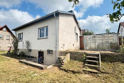 Kleines Einfamilienhaus in gehobener Wohnlage von Privat 3 zimmer