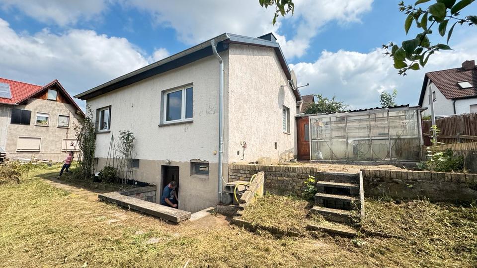 Kleines Einfamilienhaus in gehobener Wohnlage von Privat 3 zimmer