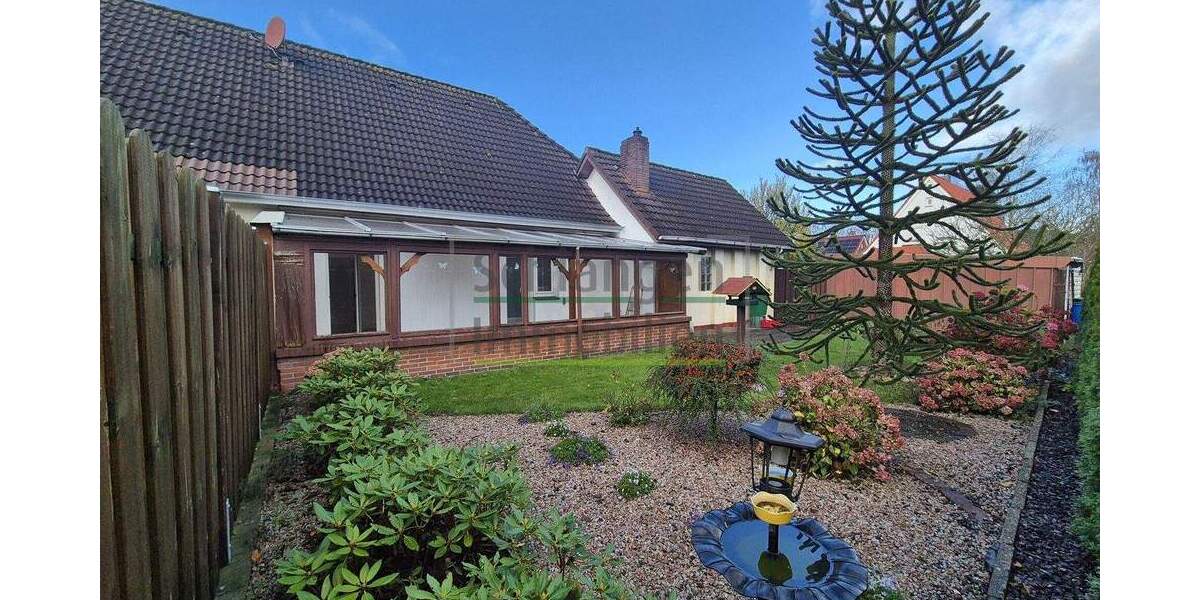 Einfamilienhaus Barßel - 4 Zimmer, 104 m&sup2;, 194.000&euro; | Angebot:24858753