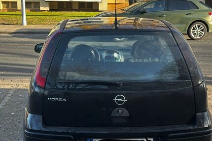 Opel Corsa 211.000 km 1.050 &euro; Garbsen 30827