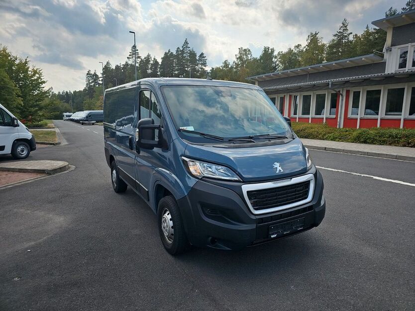 Peugeot Boxer 24.000 km 18.921 € Waldsassen 95652