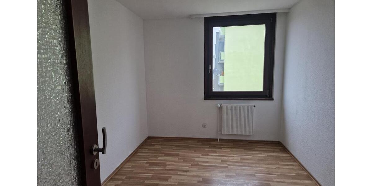 Etagenwohnung Düren Mariaweiler-Hoven - 3 Zimmer, 80 m&sup2;, 800&euro; | Angebot:24847220