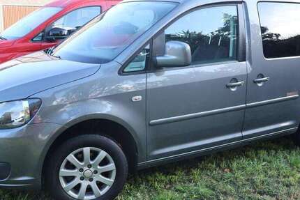 VW Caddy 135.000 km 6.800 &euro; Drei Gleichen 99869