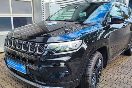 Jeep Compass 24.815 km 33.490 &euro; Cottbus 03050