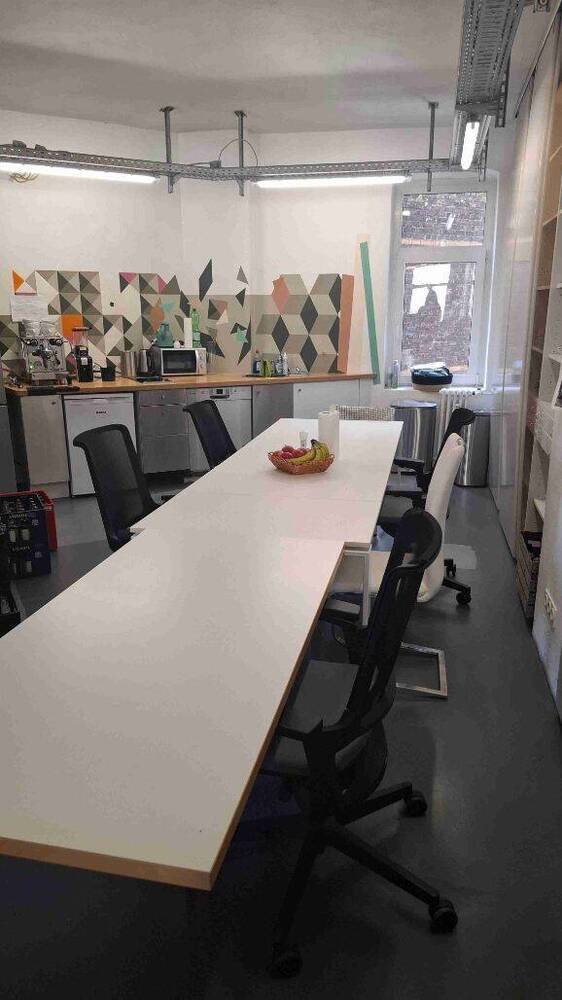Freie Schreibtische im Büroloft für Startups IT oder Medien - All-in-Miete