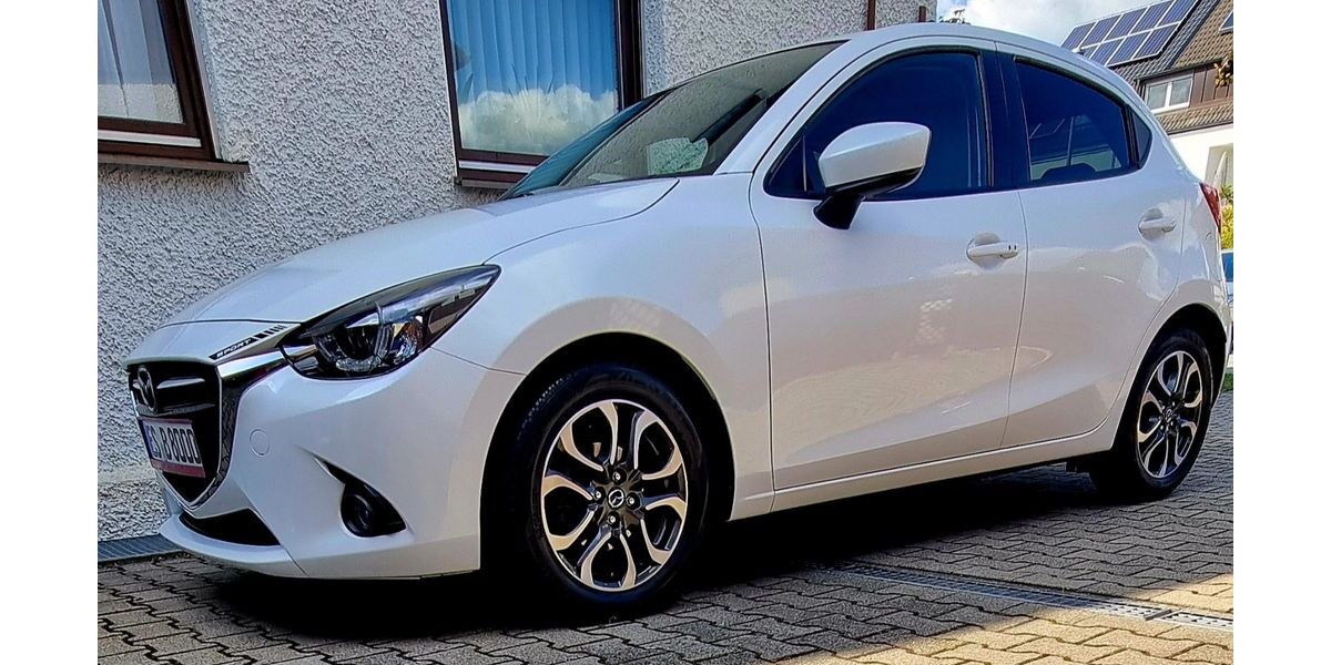 Mazda 2 43.700 km 12.300 &euro; Filderstadt 70794