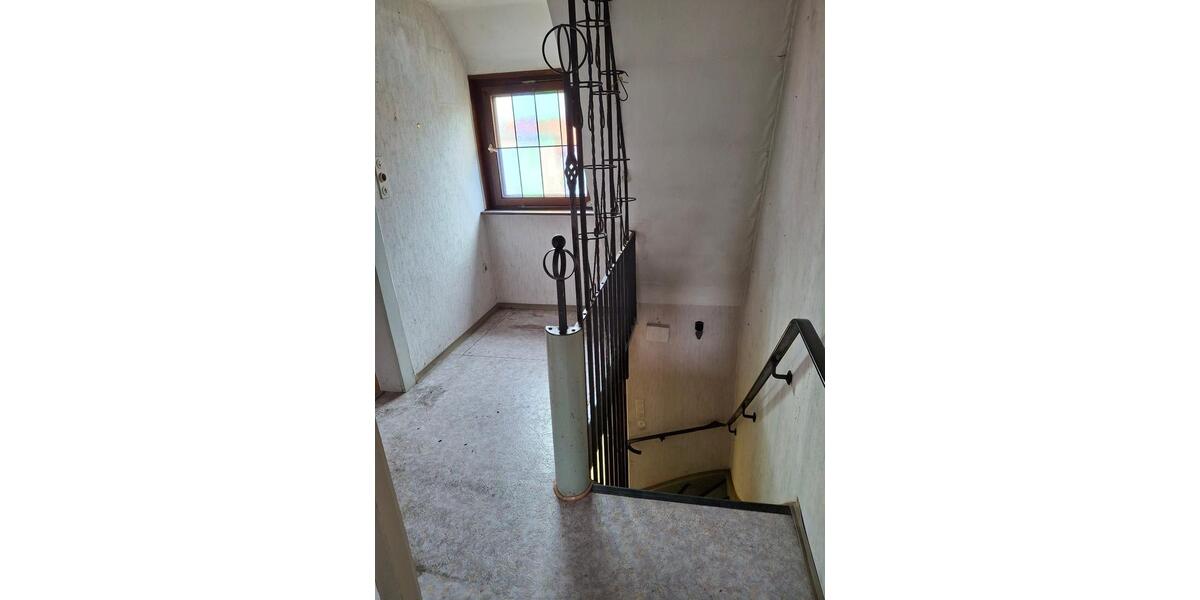 Einfamilienhaus Roth - 6 Zimmer, 130 m&sup2;, 399.000&euro; | Angebot:26885171