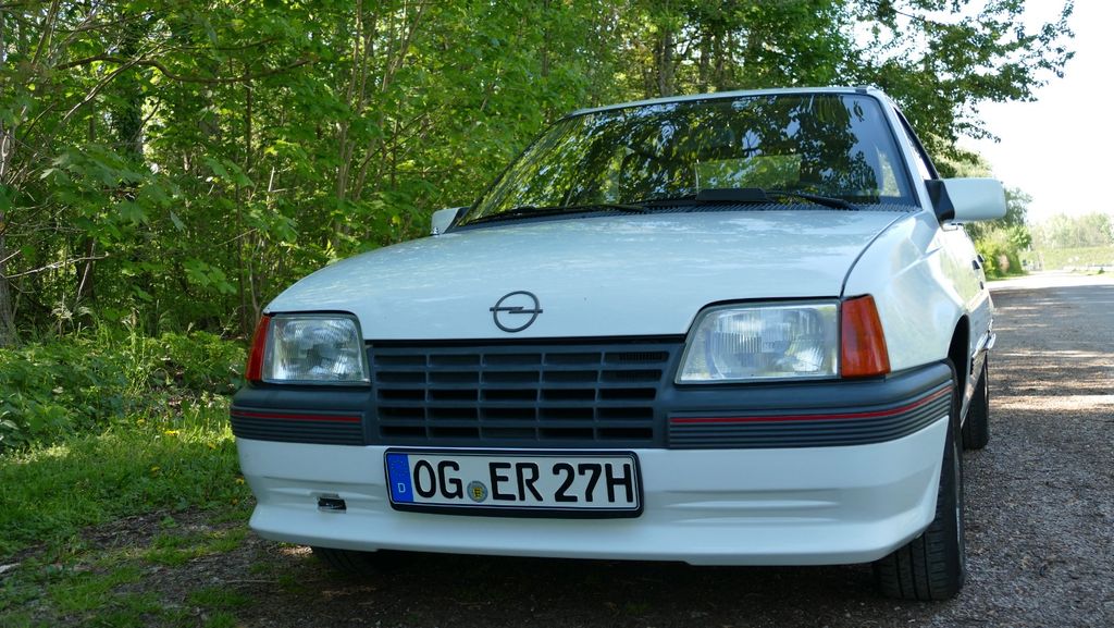 Opel Kadett 105.600 km 4.300 &euro; Zell a.H. 77736