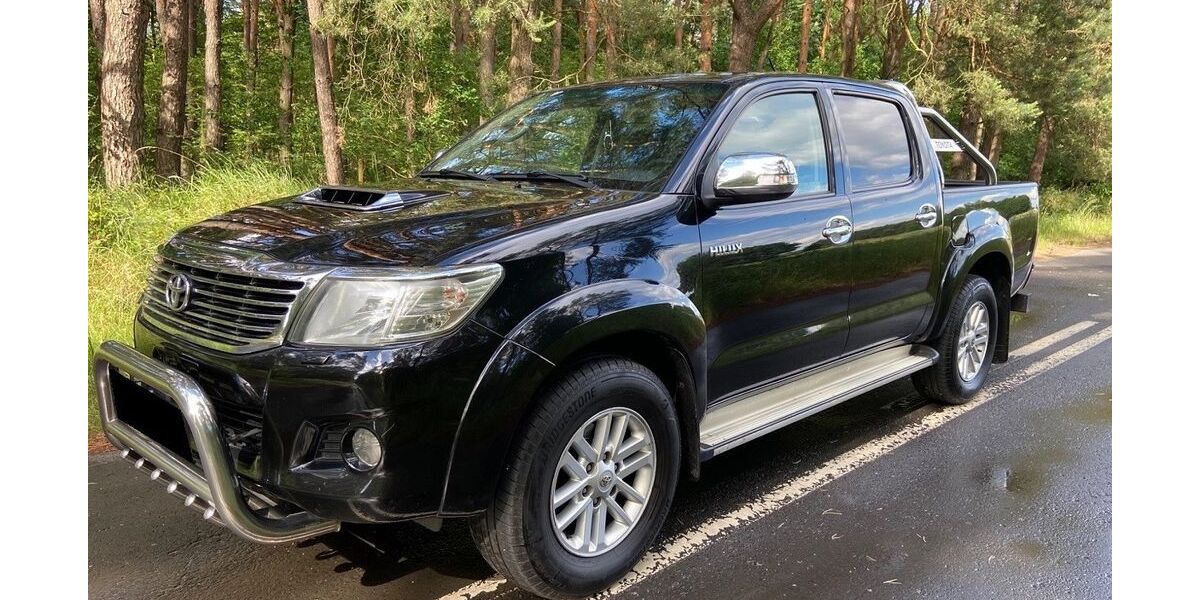 Toyota Hilux 199.000 km 15.500 &euro; Chemnitz 09125
