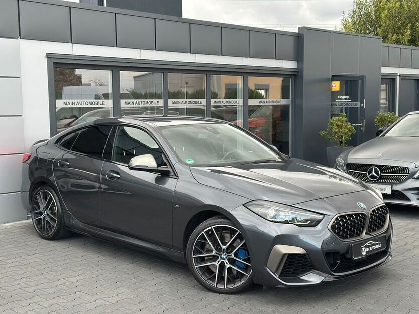 M235