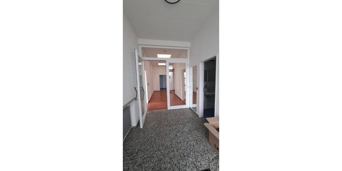 Erdgeschoßwohnung Erlangen Alterlangen - 3 Zimmer, 102 m&sup2;, 1.380&euro; | Angebot:26355424