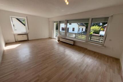 Große helle Wohnung mit Garage