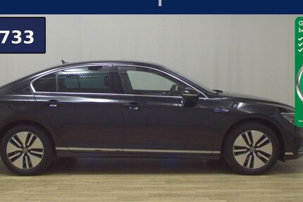 VW Passat 127.644 km 17.380 &euro; Bremen / Arsten 28279