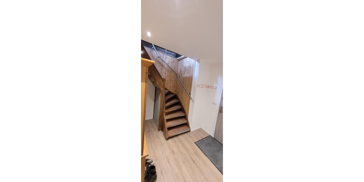 2,5 Zimmer DG Atelierwohnung 2.5 zimmer