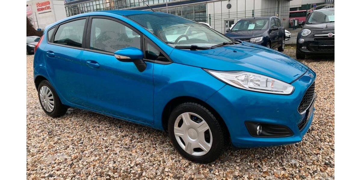Ford Fiesta 40.766 km 8.950 &euro; Berlin-Spandau 13597