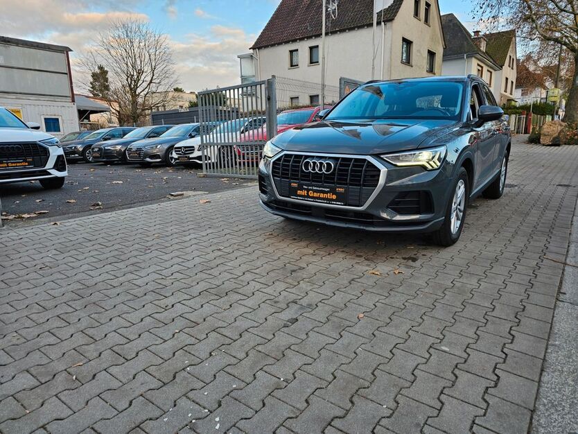 Audi Q3 130.000 km 24.750 € Offenbach 63071