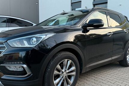 Hyundai SANTA FE 147.000 km 15.790 &euro; München 81549